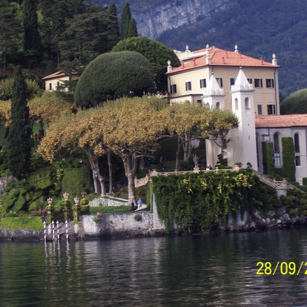 Italy Bellagio Lake Como Photo by Louise Carey