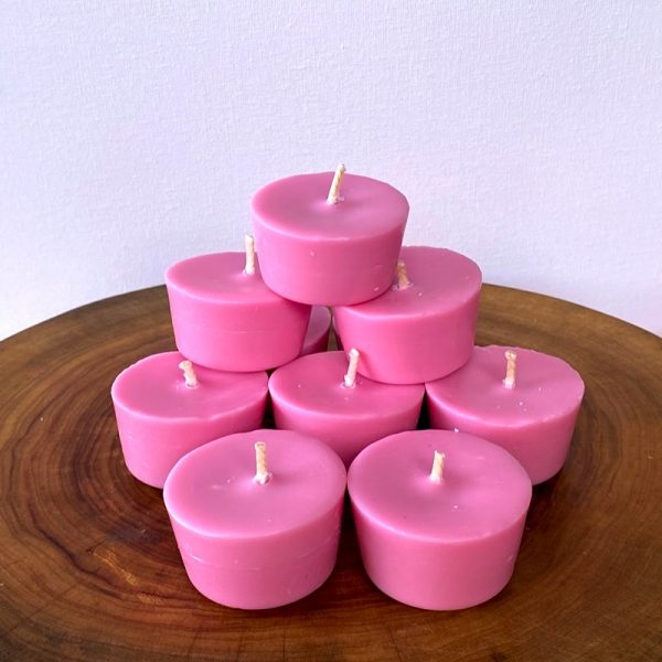 Ten Rose & Geranium pure soy Votive candles burn brightly for a total of 120 hours with an exquisitely divine perfume.