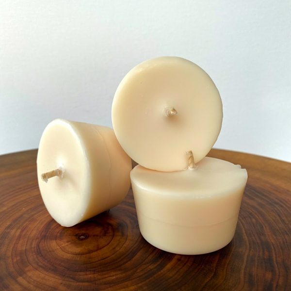 Three pure soy Votives burn brightly for a total of 36 hours with a smooth, fresh fragrance.