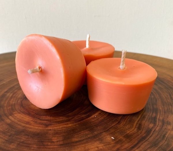 Three Sweet Orange, Ginger, Cinnamon & Vanilla pure soy Votives burn brightly for a total of 24 hours with a warm, spicy aroma.