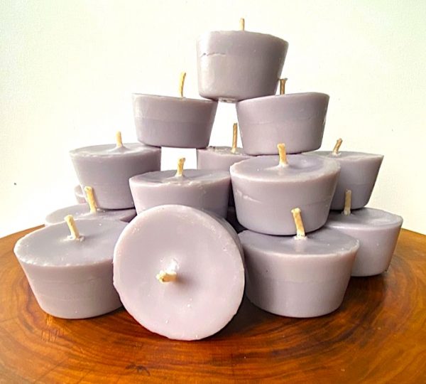 Ten Lavender and Vanilla pure soy Votives burn brightly for a total of 120 hours with a lavish, calming aroma.